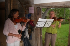 Elisabet Michaelsen och Christina Ahlström spelade under lunchen